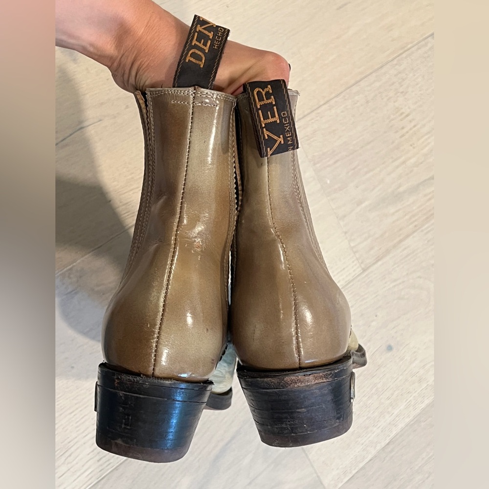 Vintage Denver Western Ankle Boots - Picture 4 of 9